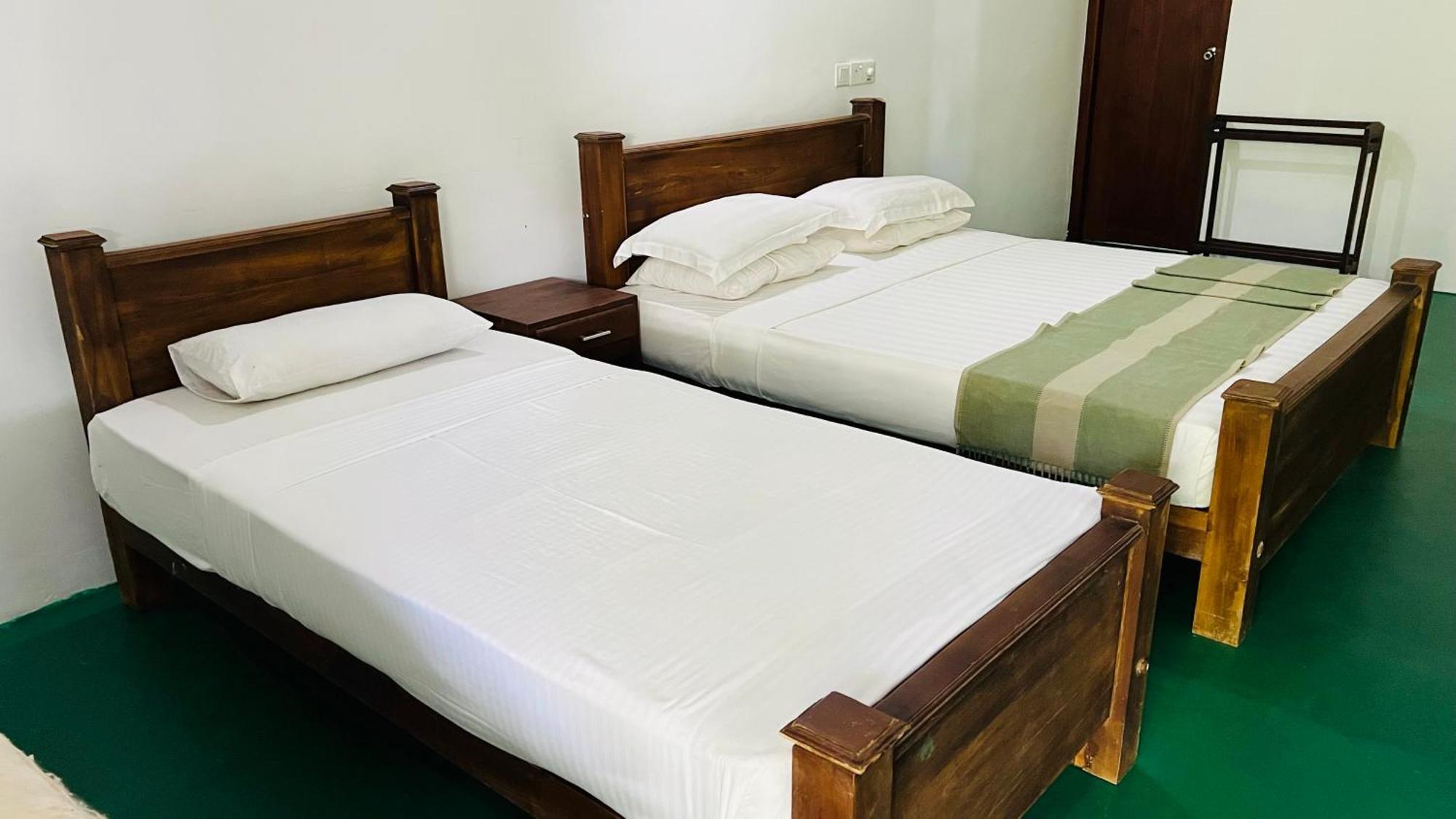 Kingfisher Resort & Retreat Sigiriya Bagian luar foto