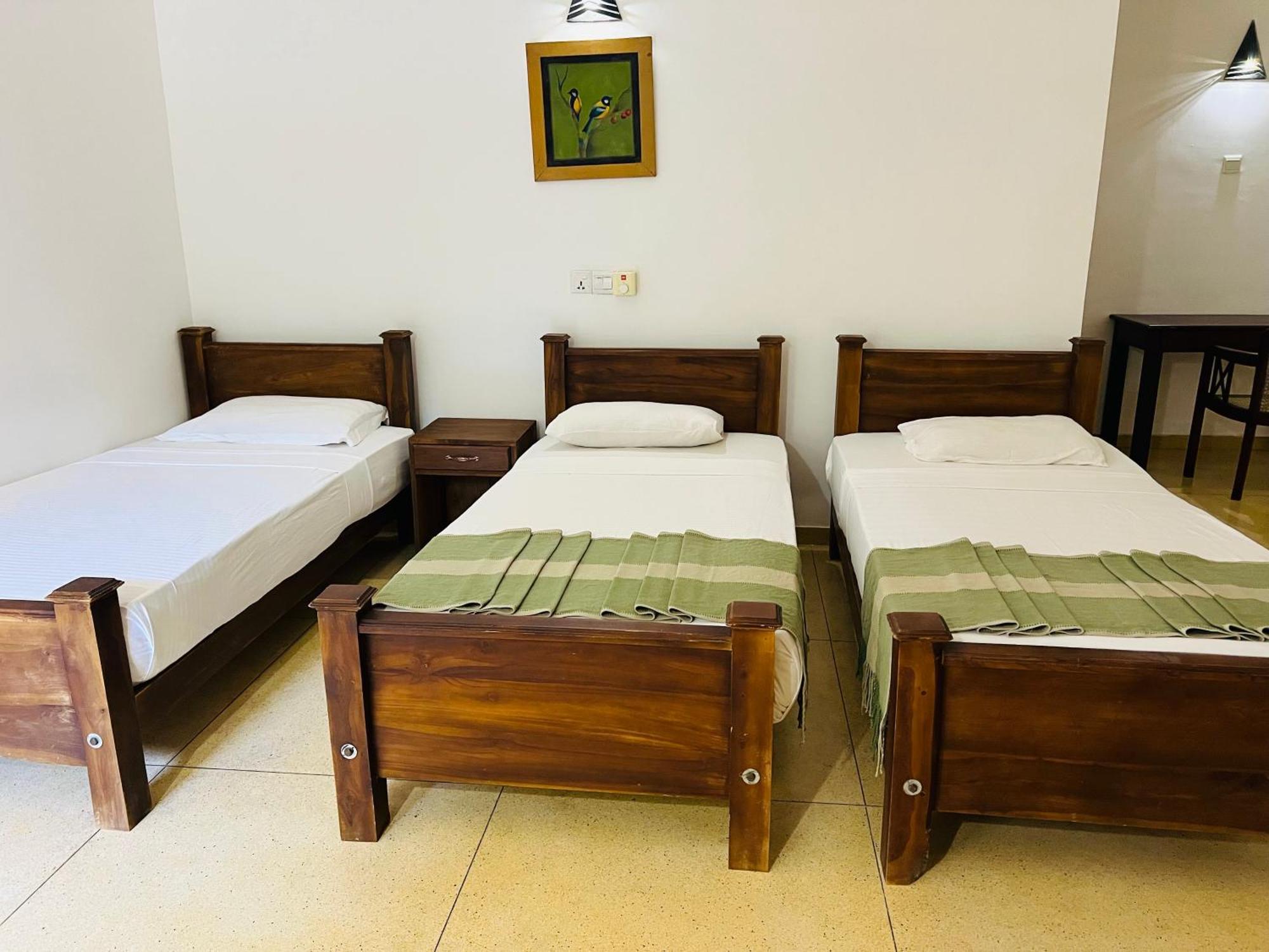 Kingfisher Resort & Retreat Sigiriya Bagian luar foto